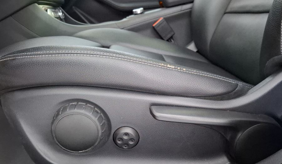 Mercedes Benz Clase Gla 1.6 GLA 200 DCT Suv 2018