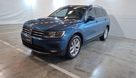 Volkswagen • Tiguan