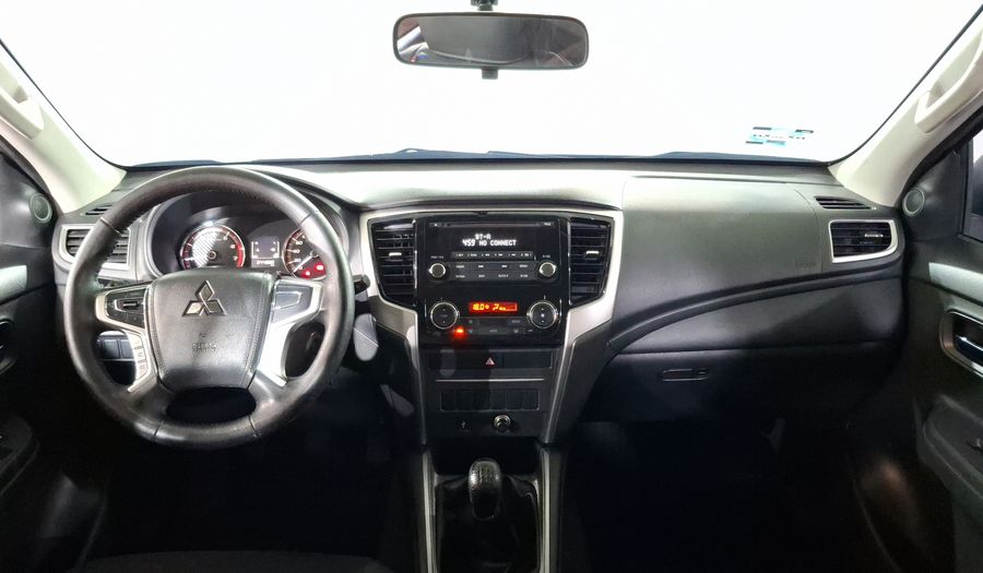 Mitsubishi L200 2.4 GLX GASOLINA Pickup 2023