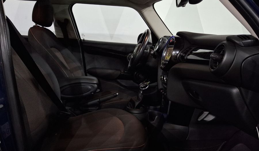 Mini Cooper 1.5 COOPER CHILI AUTO Hatchback 2018