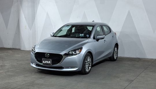 Mazda • Mazda 2