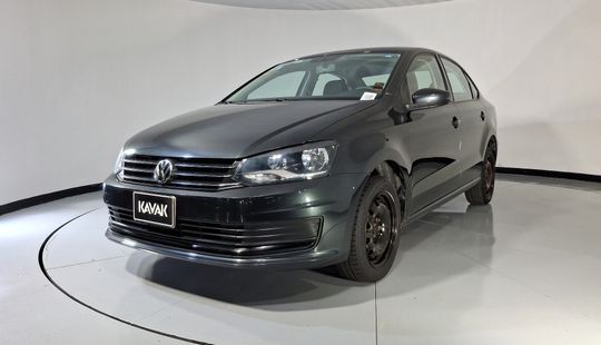 Volkswagen • Vento