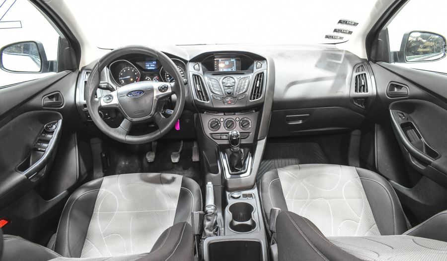 Ford Focus Iii 1.6 S Hatchback 2014