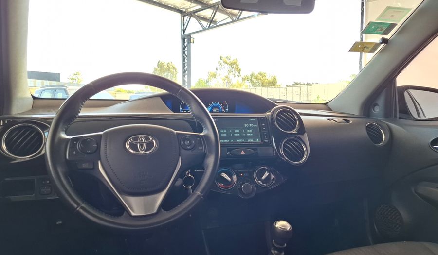Toyota Etios 1.5 XLS Sedan 2017