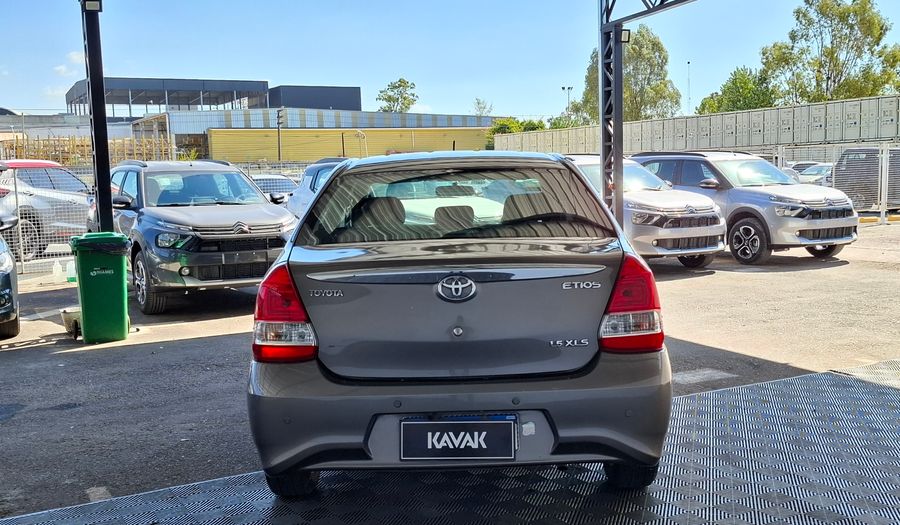 Toyota Etios 1.5 XLS Sedan 2017