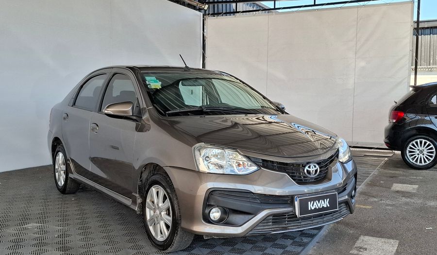 Toyota Etios 1.5 XLS Sedan 2017
