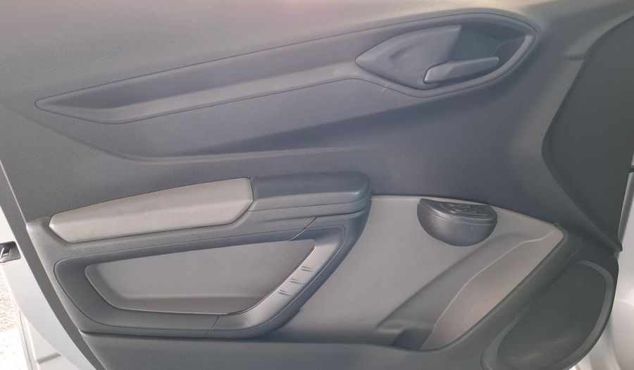 Chevrolet Onix 1.4 LT Hatchback 2015