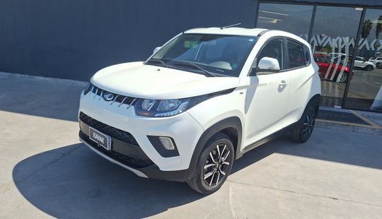 Mahindra • Kuv 100