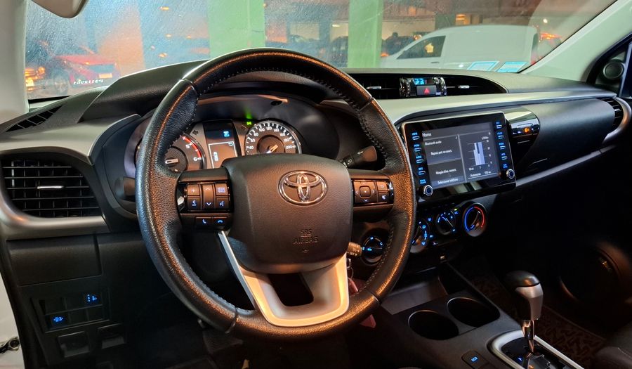 Toyota Hilux 2.8 TDI SR AUTO 4WD C/D Pickup 2023