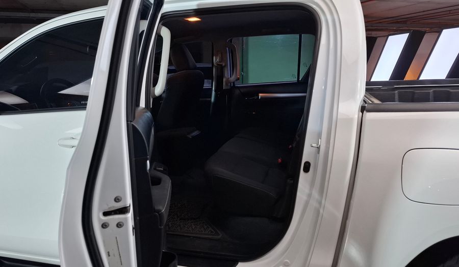 Toyota Hilux 2.8 TDI SR AUTO 4WD C/D Pickup 2023