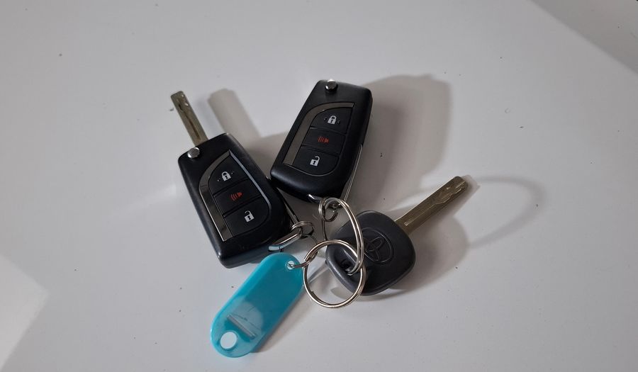 Toyota Hilux 2.8 TDI SR AUTO 4WD C/D Pickup 2023