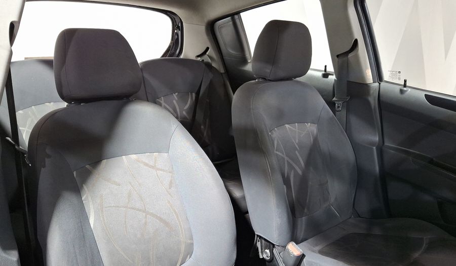 Chevrolet Spark 1.4 LT B MT Hatchback 2016