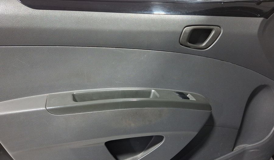 Chevrolet Spark 1.4 LT B MT Hatchback 2016