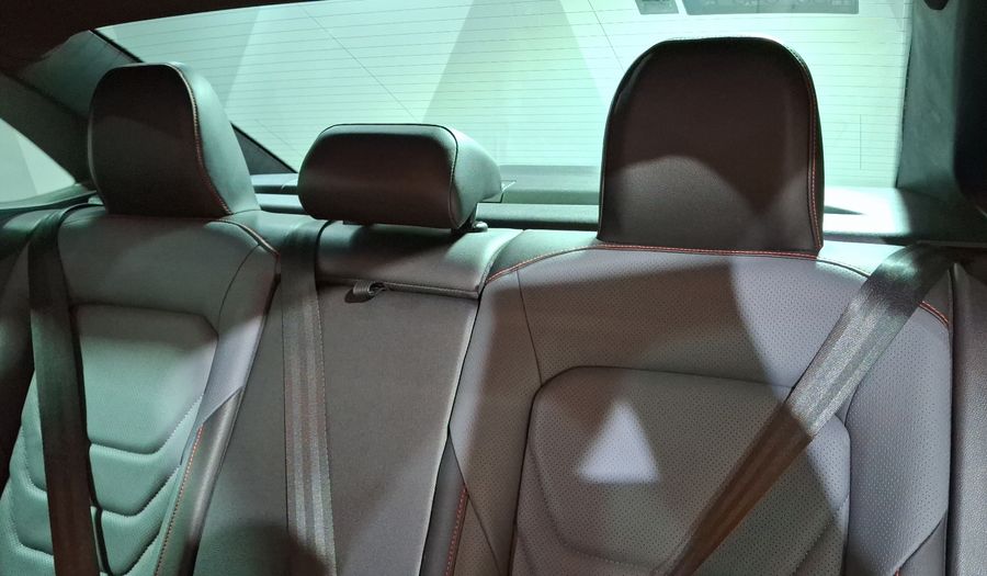 Volkswagen Jetta 2.0 GLI SIN BEATS DSG Sedan 2025