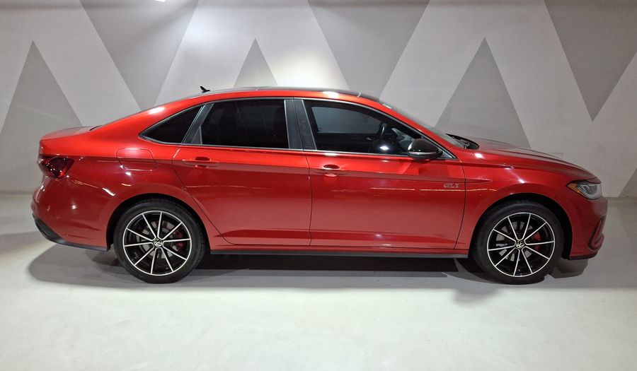 Volkswagen Jetta 2.0 GLI SIN BEATS DSG Sedan 2025