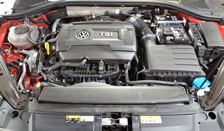 Volkswagen Jetta 2.0 GLI SIN BEATS DSG Sedan 2025