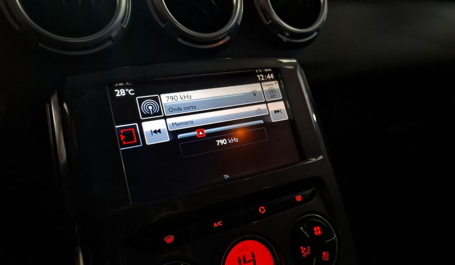 Citroen C3 1.6 FEEL AT Hatchback 2018