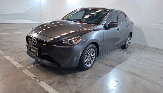 Mazda • Mazda 2