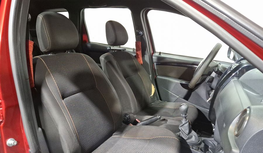 Renault Duster 2.0 DYNAMIQUE MEDIA NAV MT Suv 2017