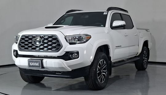 Toyota • Tacoma