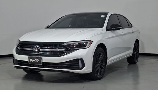 Volkswagen • Jetta