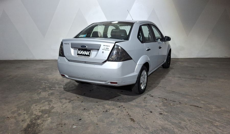 Ford Fiesta 1.6 SEDAN FIRST Sedan 2011