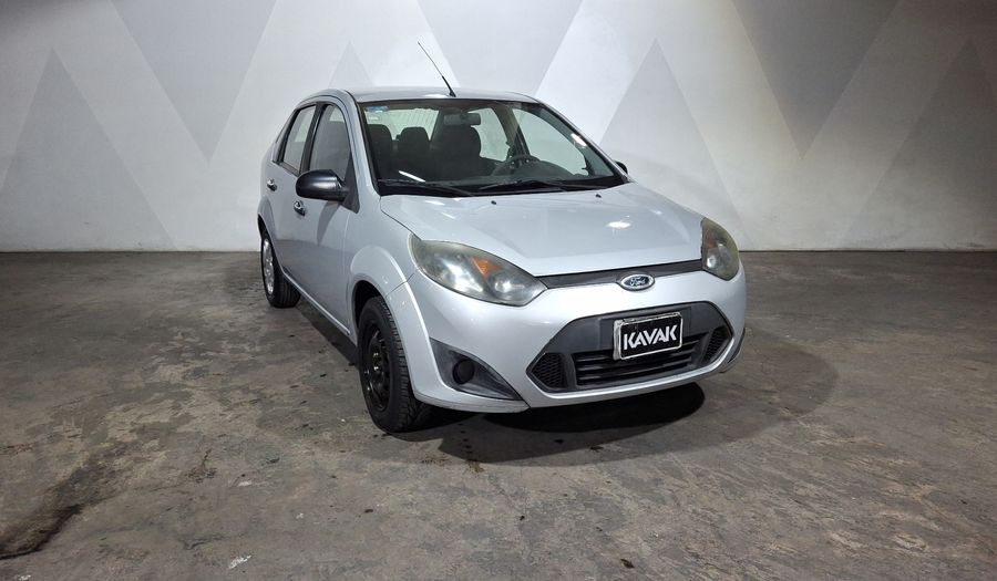 Ford Fiesta 1.6 SEDAN FIRST Sedan 2011