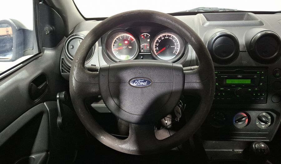 Ford Fiesta 1.6 SEDAN FIRST Sedan 2011