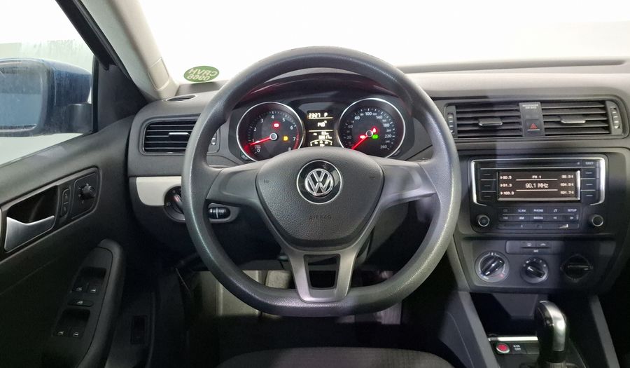 Volkswagen Jetta 2.5 COMFORTLINE TIPTRONIC Sedan 2015