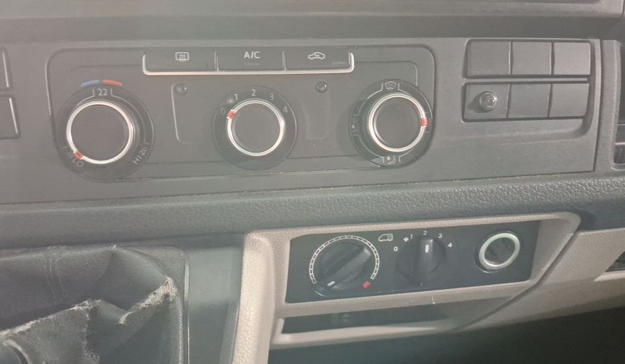 Volkswagen Transporter 2.0 PASAJEROS Van 2019