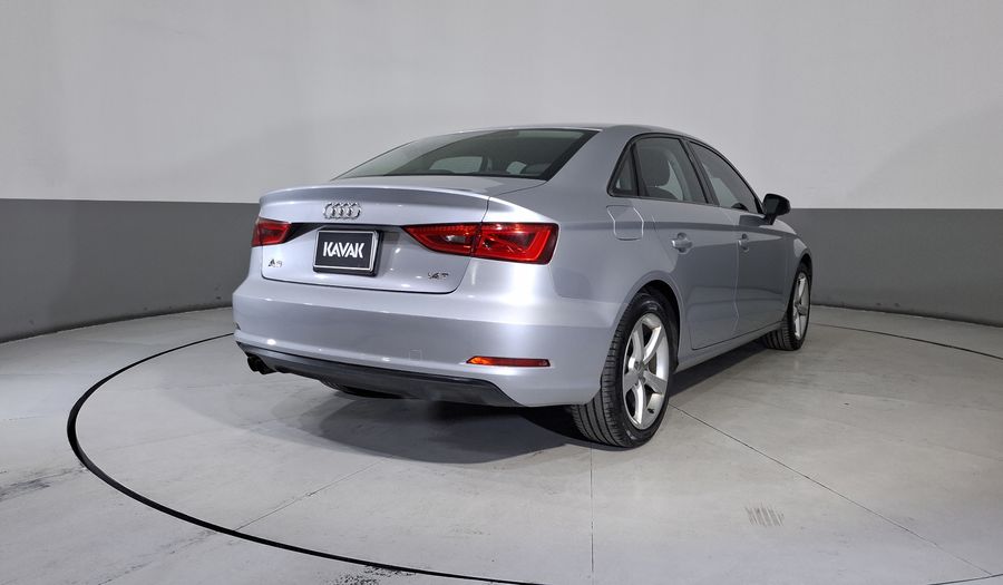 Audi A3 1.4 TFSI AMBIENTE S TRONIC Sedan 2015