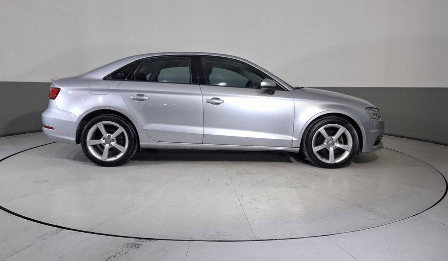 Audi A3 1.4 TFSI AMBIENTE S TRONIC Sedan 2015