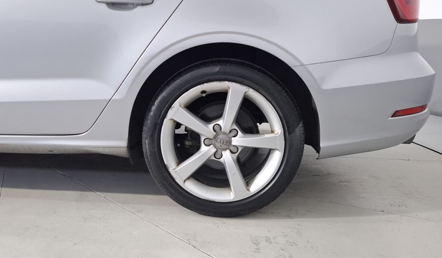 Audi A3 1.4 TFSI AMBIENTE S TRONIC Sedan 2015