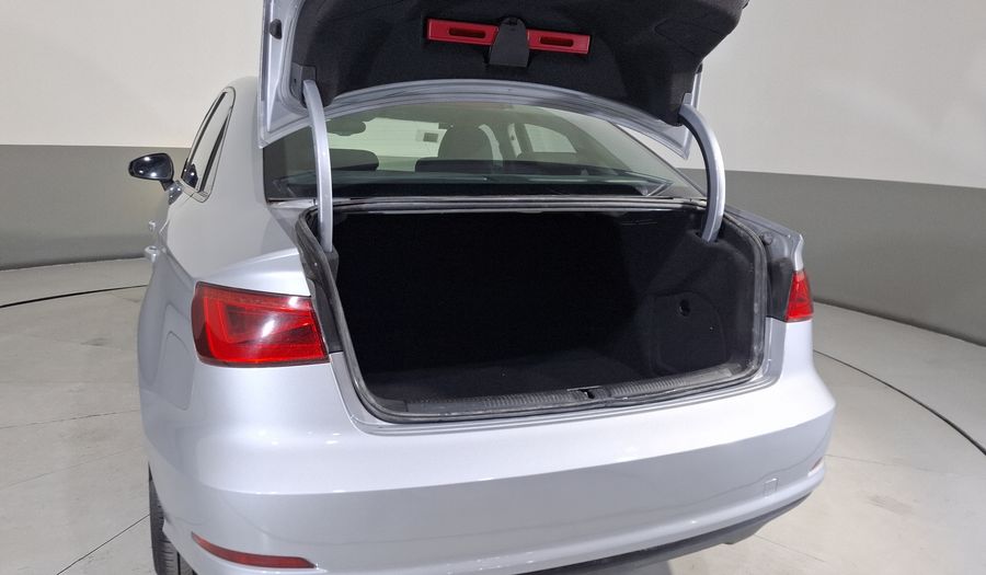 Audi A3 1.4 TFSI AMBIENTE S TRONIC Sedan 2015