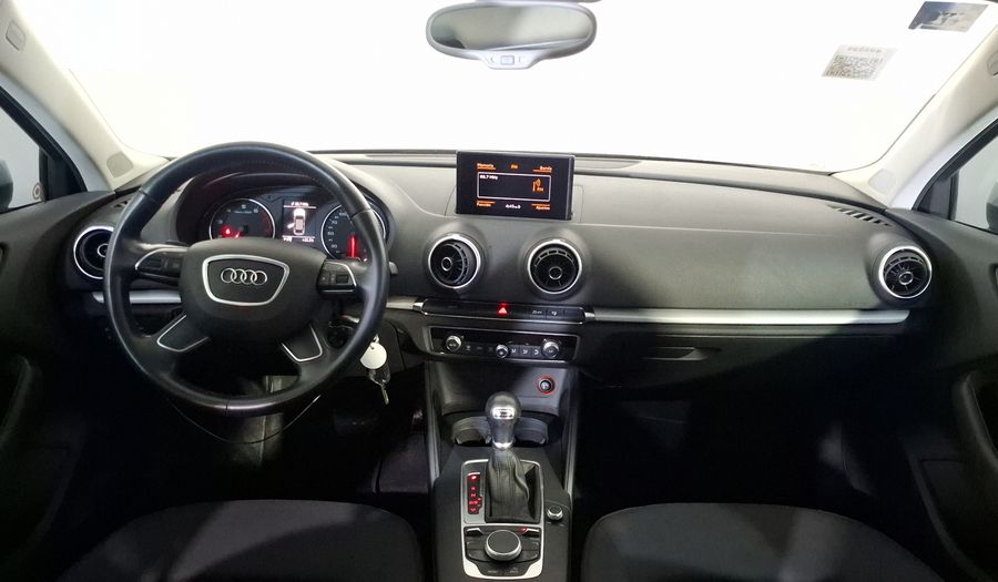 Audi A3 1.4 TFSI AMBIENTE S TRONIC Sedan 2015