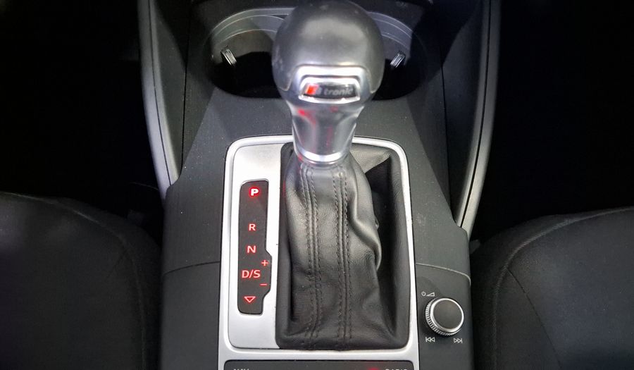 Audi A3 1.4 TFSI AMBIENTE S TRONIC Sedan 2015