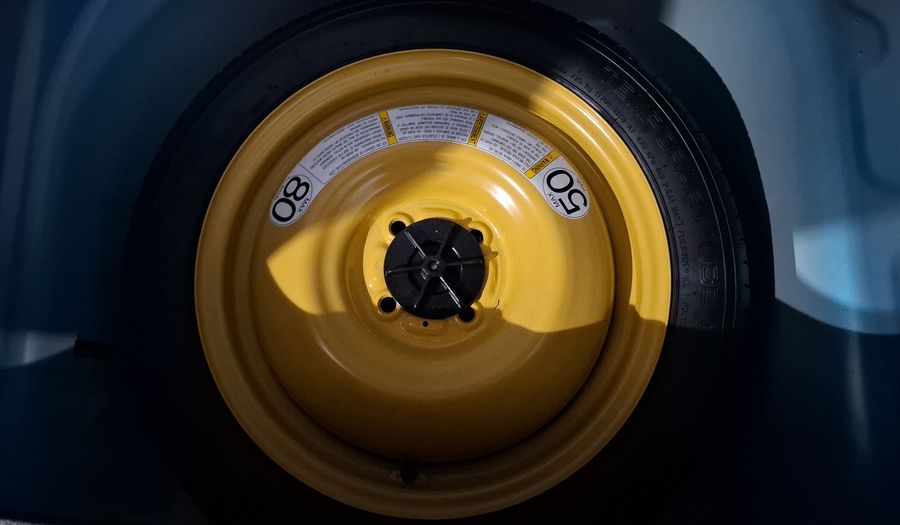 Suzuki Ignis 1.2 GLX CVT Hatchback 2024