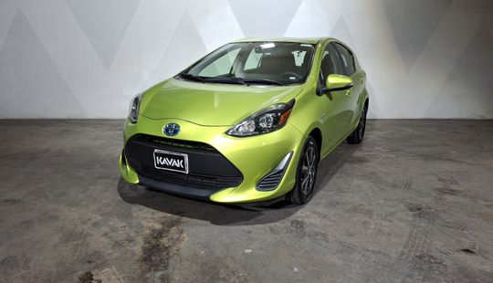 Toyota • Prius C