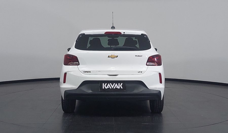 Chevrolet Onix 1.0 TURBO LTZ AUTO Hatchback 2022
