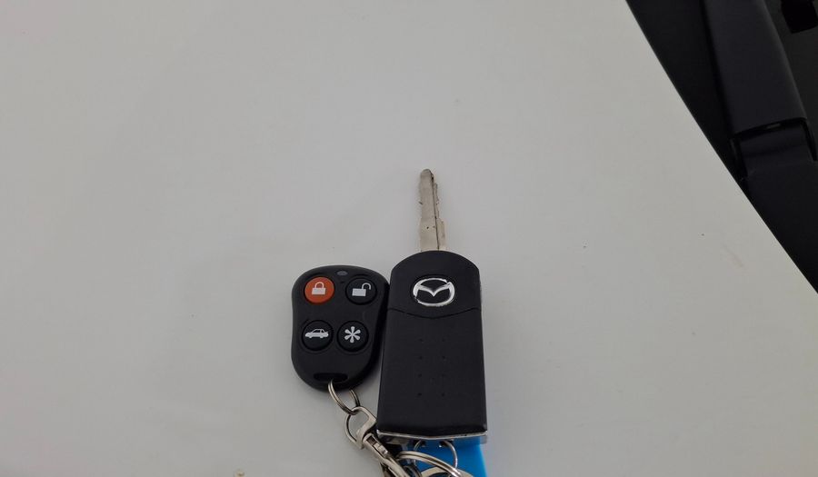 Mazda 3 1.6 V Sedan 2011