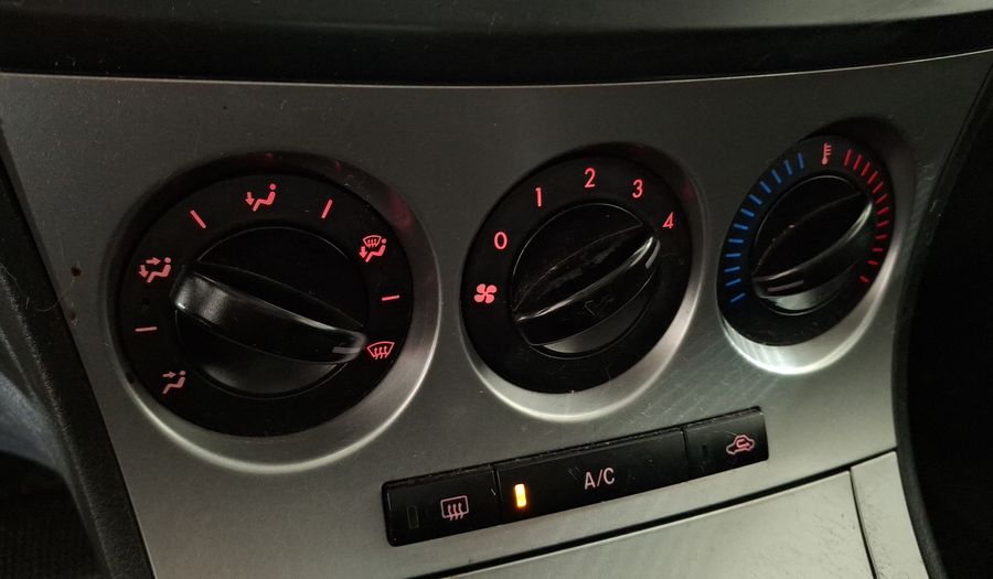 Mazda 3 1.6 V Sedan 2011