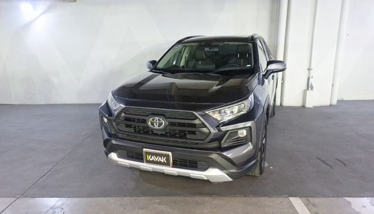 Toyota • RAV4