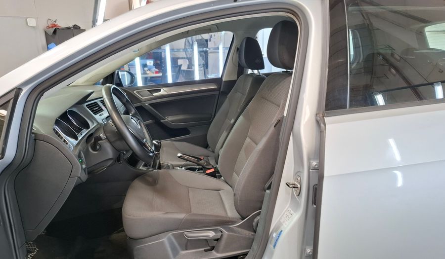 Volkswagen Golf 1.4 TSI COMFORTLINE Hatchback 2015