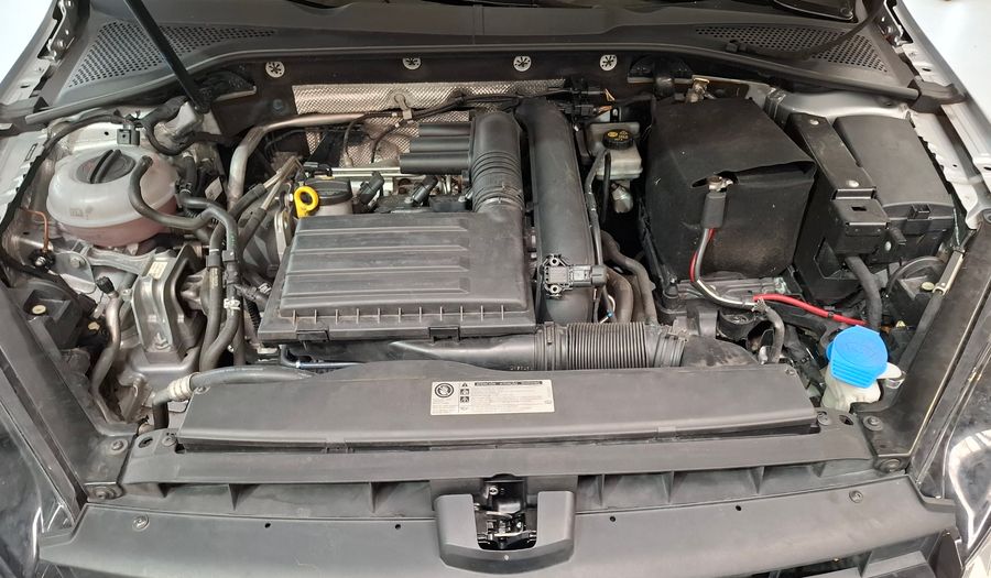 Volkswagen Golf 1.4 TSI COMFORTLINE Hatchback 2015