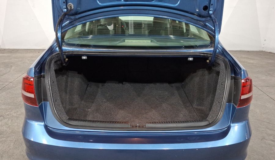 Volkswagen Jetta 2.0 STYLE TIP Sedan 2017