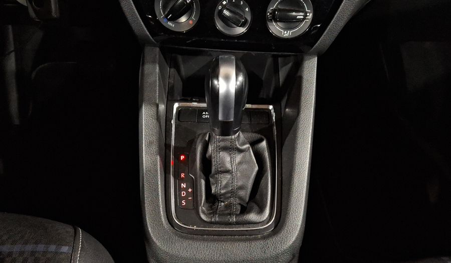 Volkswagen Jetta 2.0 STYLE TIP Sedan 2017