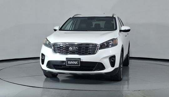 Kia • Sorento