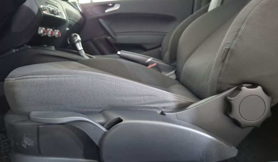 Audi A1 1.4 TFSI COOL S TRONIC Hatchback 2016