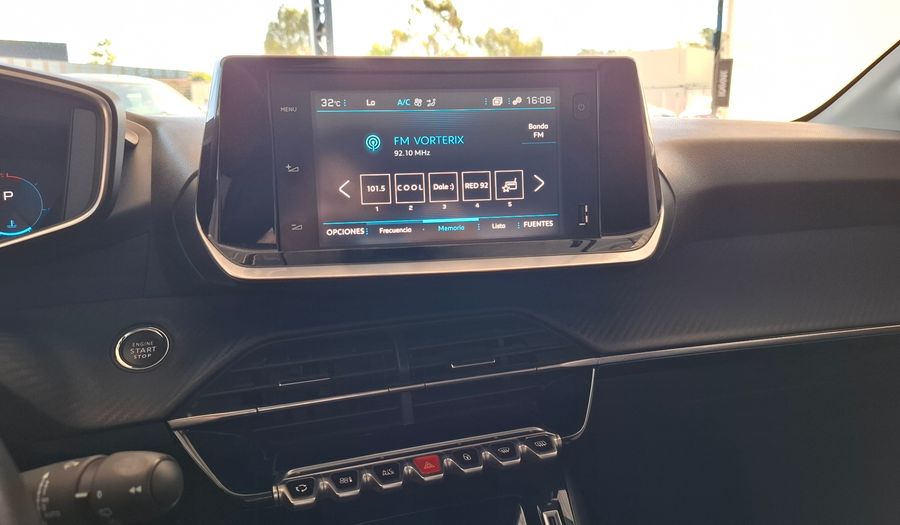 Peugeot 208 1.6L FELINE TIPTRONIC Hatchback 2022