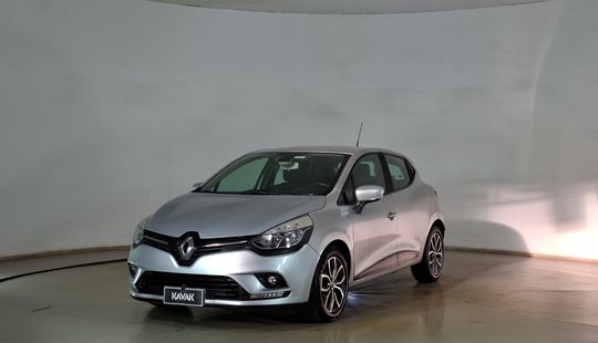 Renault • Clio